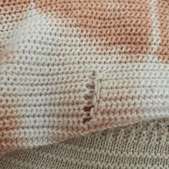 FULL TILT Knit tie dye sweater Womens size small orange and cream color​​​​​​​​ - Picture 7 of 7